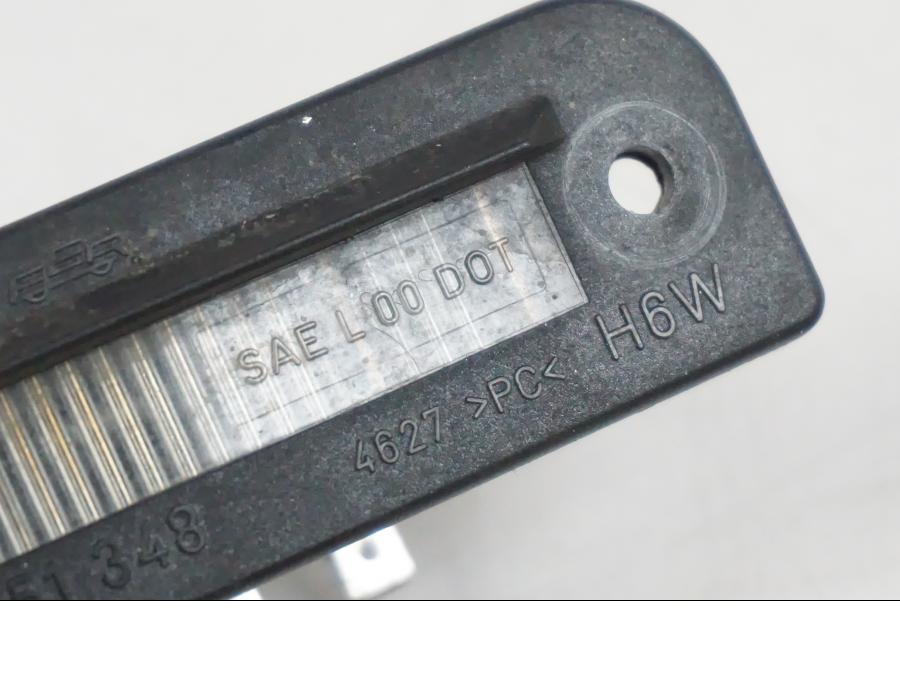 Snett nerifrån på Skyltbelysning från en BMW F 650 CS -2002 motorcykel.