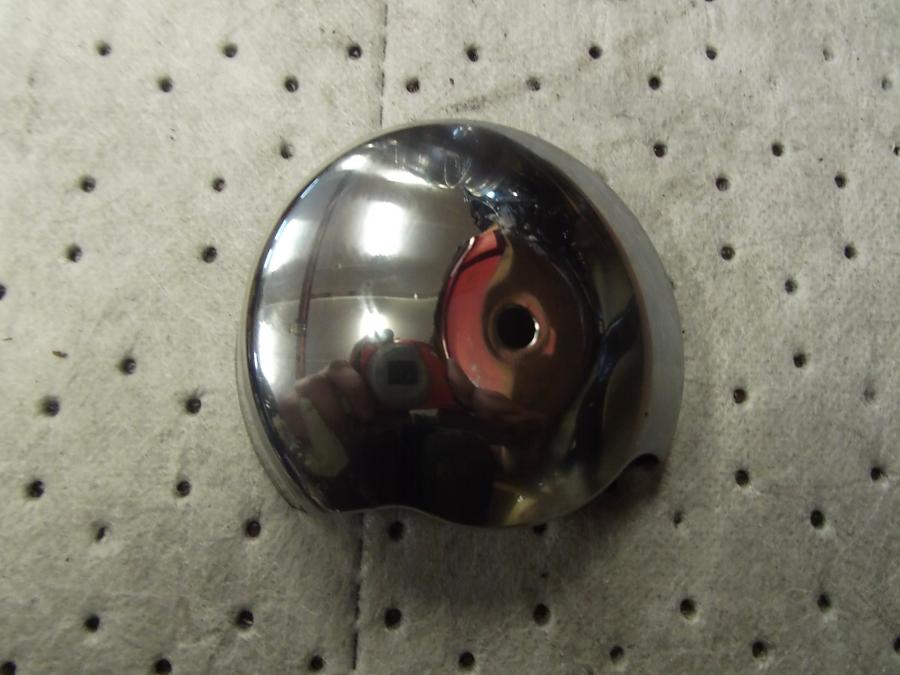 Framsidan på Dekorkåpa från en H-D Touring Road King Classic FLHRCI -2008 motorcykel.