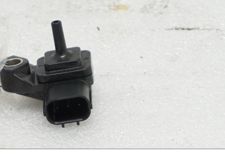 Baksidan på Mapsensor från en Honda XL 1000 V -2008 motorcykel.