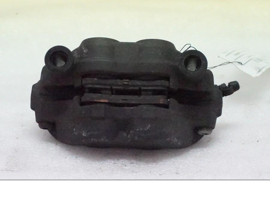 Baksidan på Bromsok från en Kawasaki ZX-10R -2008 motorcykel.