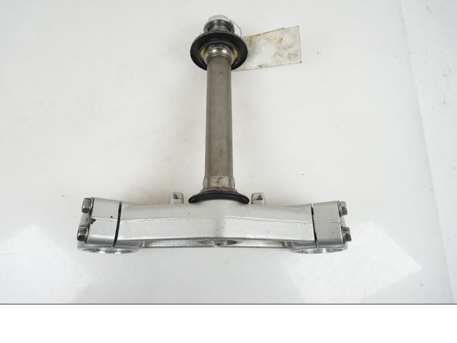 Snett uppifrån på Gaffelkrona från en Honda CBR 600 RR -2003 motorcykel.