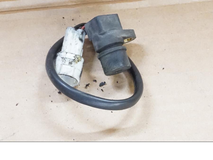 Framsidan på Hastighetsgivare från en Yamaha XVS 1100 -2000 motorcykel.