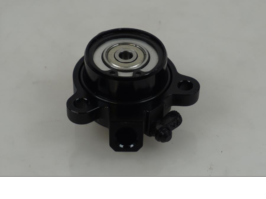 Vänster sida på Kopplingslavcylinder från en BMW R 1200 RS -2016 motorcykel.