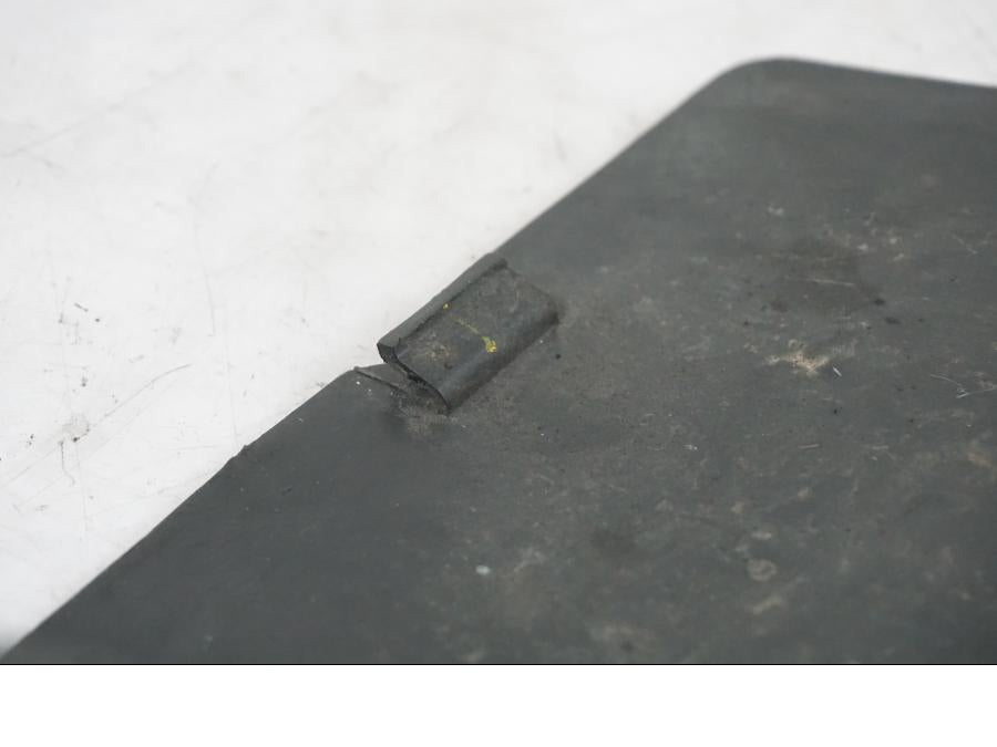 Snett uppifrån på Undertail från en Yamaha XVS 1100 -2004 motorcykel.