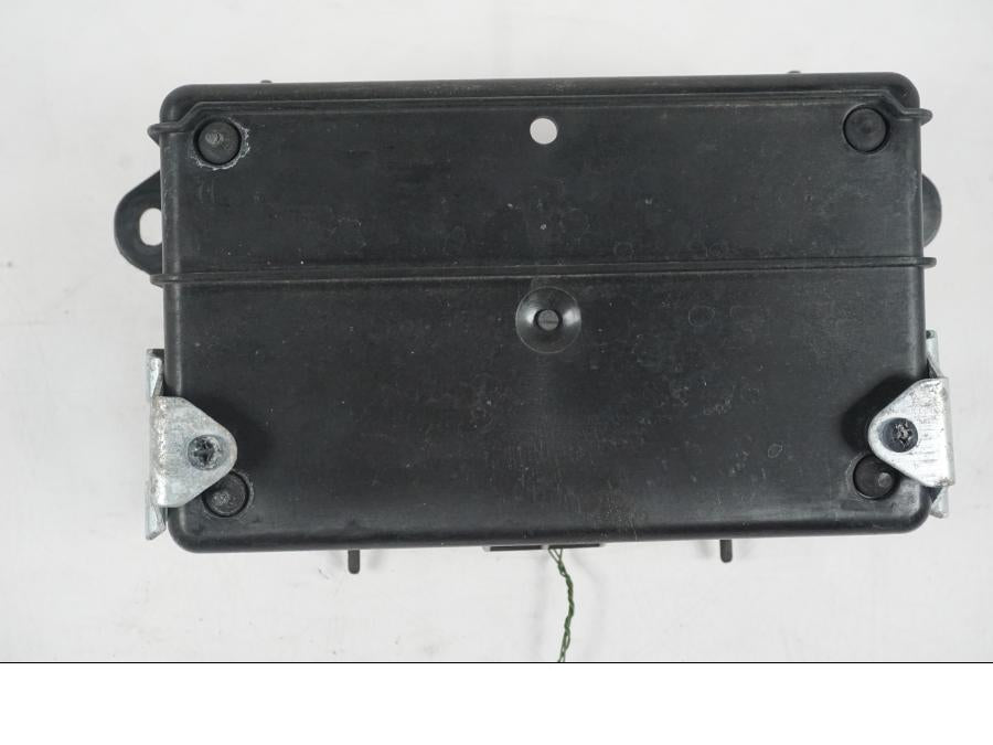 Extrabild1 på Batterihållare från en MV Agusta Dragster -2014 motorcykel.