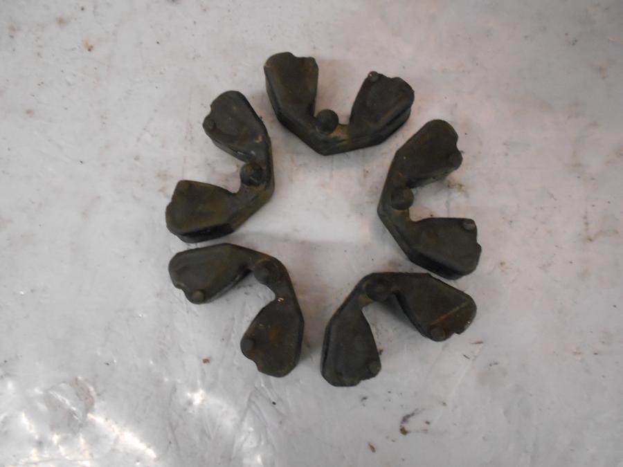 Framsidan på Ryckutjämnare från en Suzuki DL 650 -2013 motorcykel.