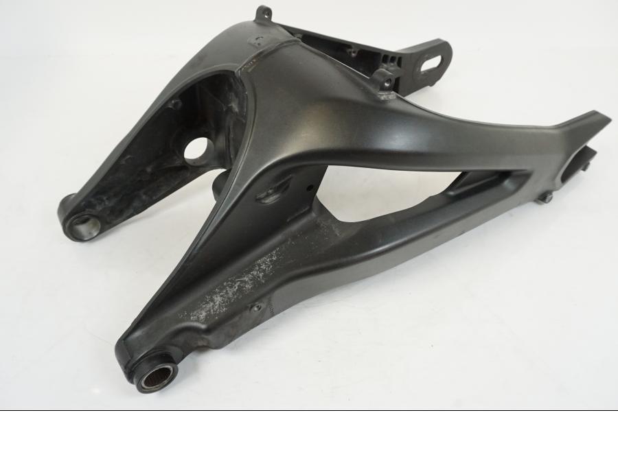 Extrabild2 på Sving från en Yamaha MT-09 -2014 motorcykel.