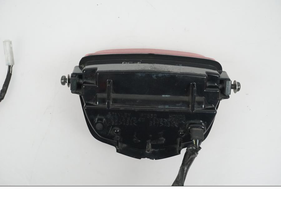 Höger sida på Baklampa från en Honda CBR 1000 RR -2010 motorcykel.