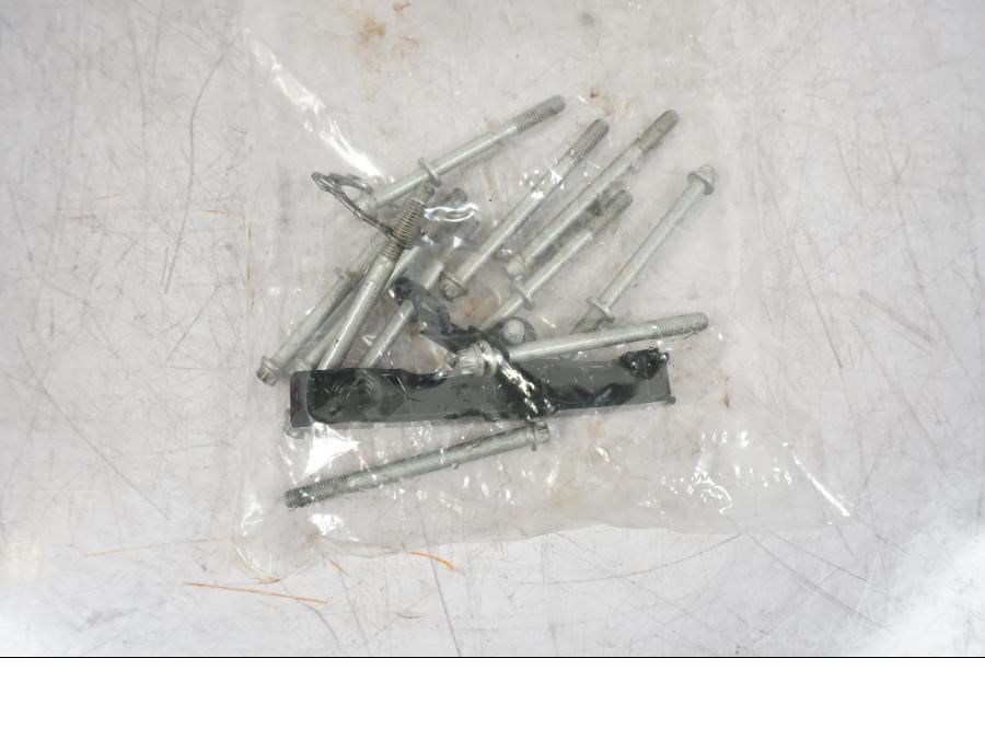 Snett uppifrån på Kamaxelöverfall från en BMW R 1200 GS -2010 motorcykel.