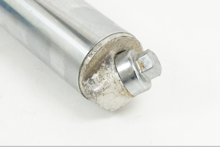 Extrabild2 på Gaffelben från en Suzuki GS 1000 -1978 motorcykel.