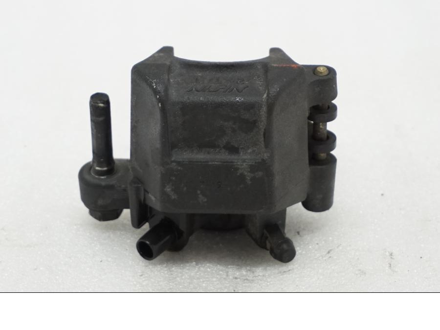 Höger sida på Bromsok från en Buell XB9S -2003 motorcykel.