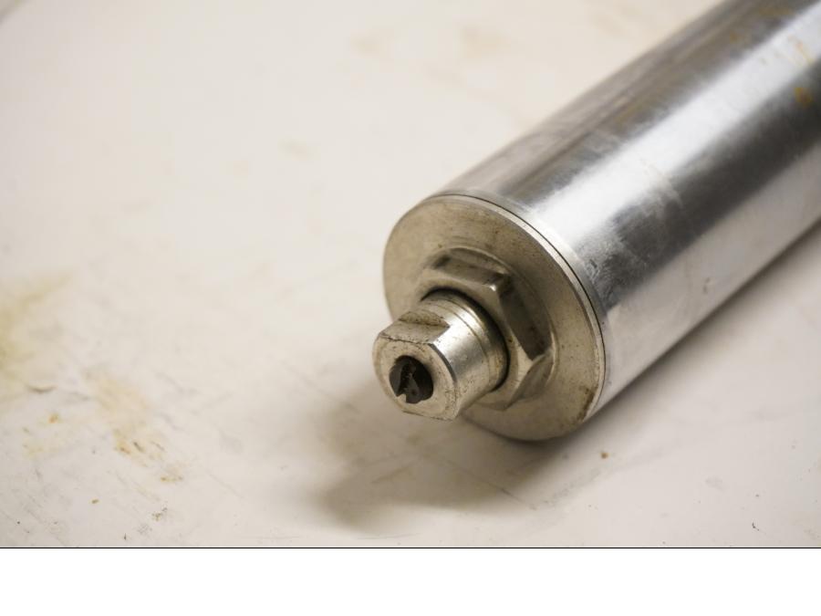 Snett nerifrån på Gaffelben från en Honda CBR 900 RR -1993 motorcykel.