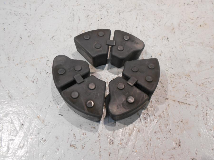 Framsidan på Ryckutjämnare från en Yamaha TDM 850 -1999 motorcykel.