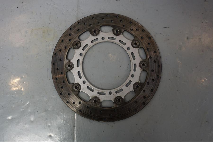 Baksidan på Bromsskiva från en Yamaha V-MAX 1200 -2001 motorcykel.