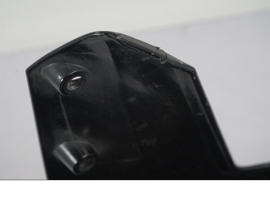 Extrabild1 på Framskärm från en KTM 1290 Super Duke R -2015 motorcykel.