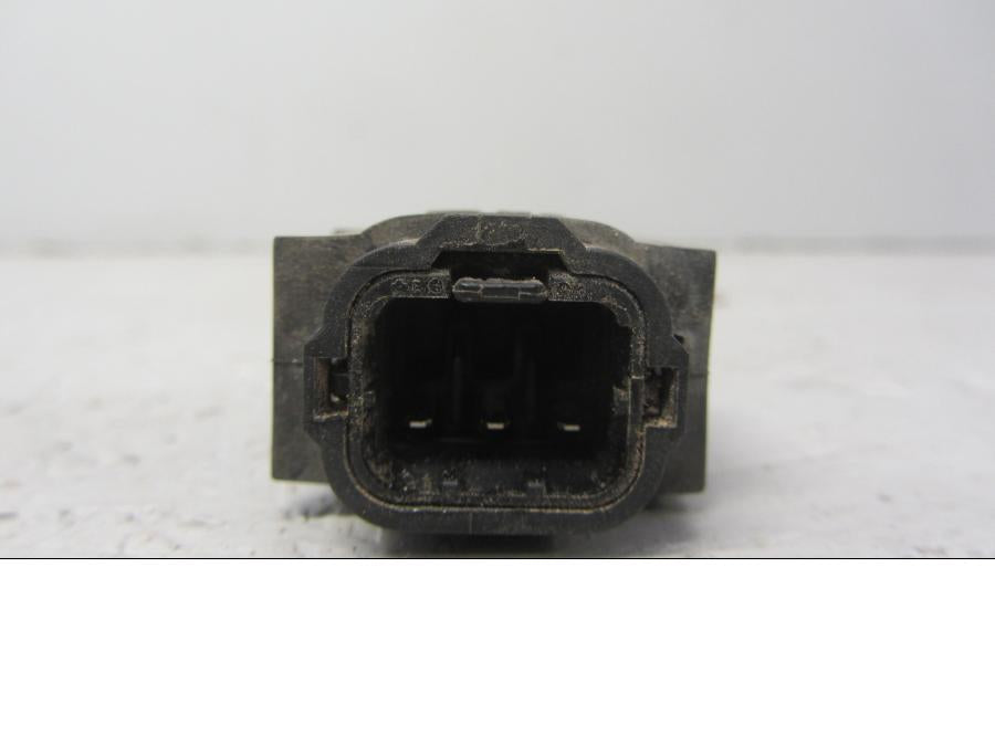 Baksidan på Tilt Sensor från en Suzuki LTA 750 XP E -2009 motorcykel.