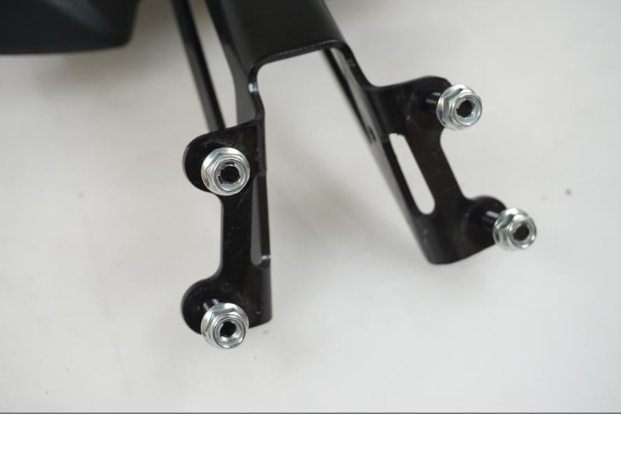 Extrabild1 på Skylthållare från en Yamaha MT-09 -2016 motorcykel.