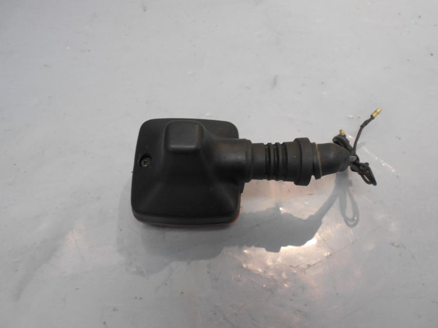 Baksidan på Blinkers från en Yamaha XTZ 750 -1994 motorcykel.