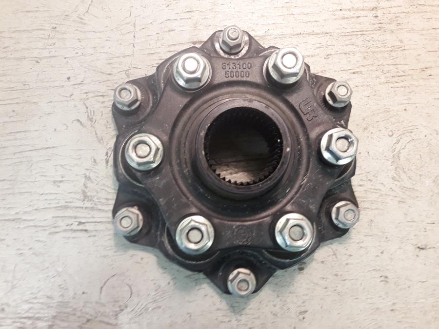 Framsidan på Drevfäste från en KTM 1290 Super Duke -2016 motorcykel.