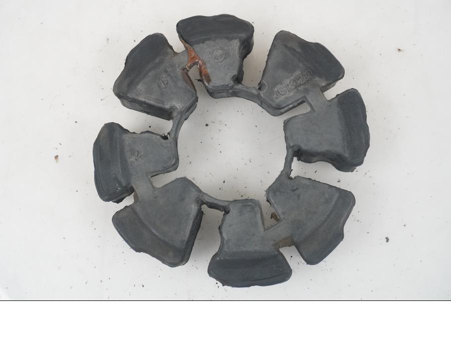 Baksidan på Ryckutjämnare från en KTM 125 Duke -2013 motorcykel.