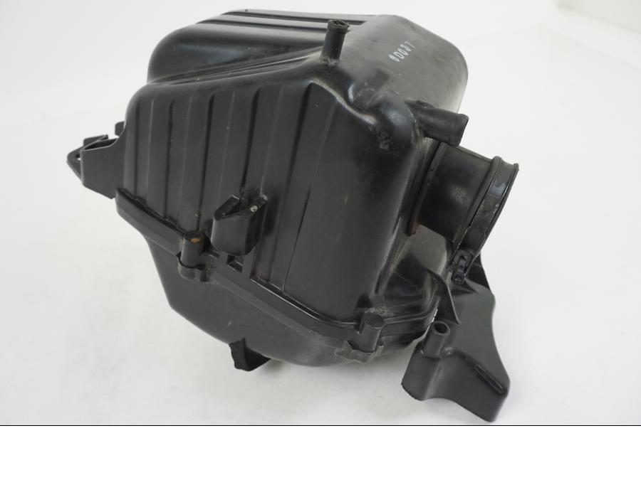 Extrabild2 på Luftburk från en Honda CBR 125 R -2006 motorcykel.