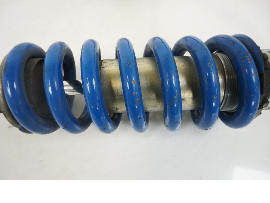 Extrabild2 på Stötdämpare från en Triumph Speed Triple -2009 motorcykel.