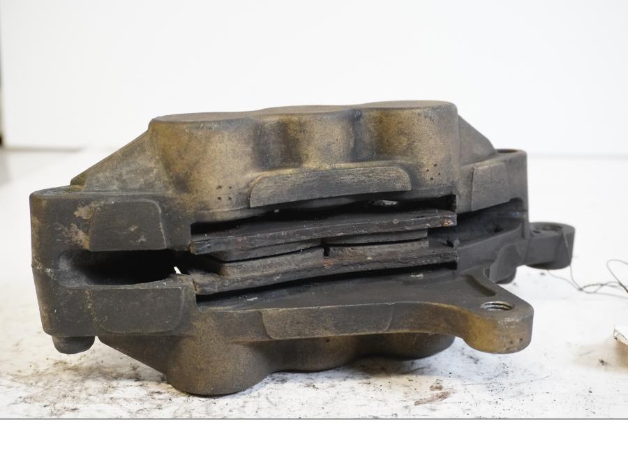 Höger sida på Bromsok från en Kawasaki ZR-X 1200 S -2001 motorcykel.