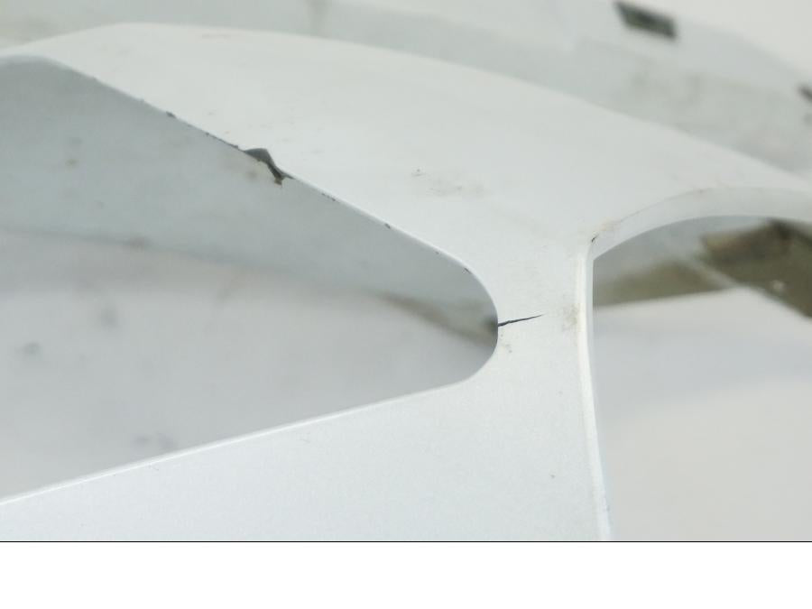 Extrabild1 på Toppkåpa från en Yamaha YZF R6 -2006 motorcykel.