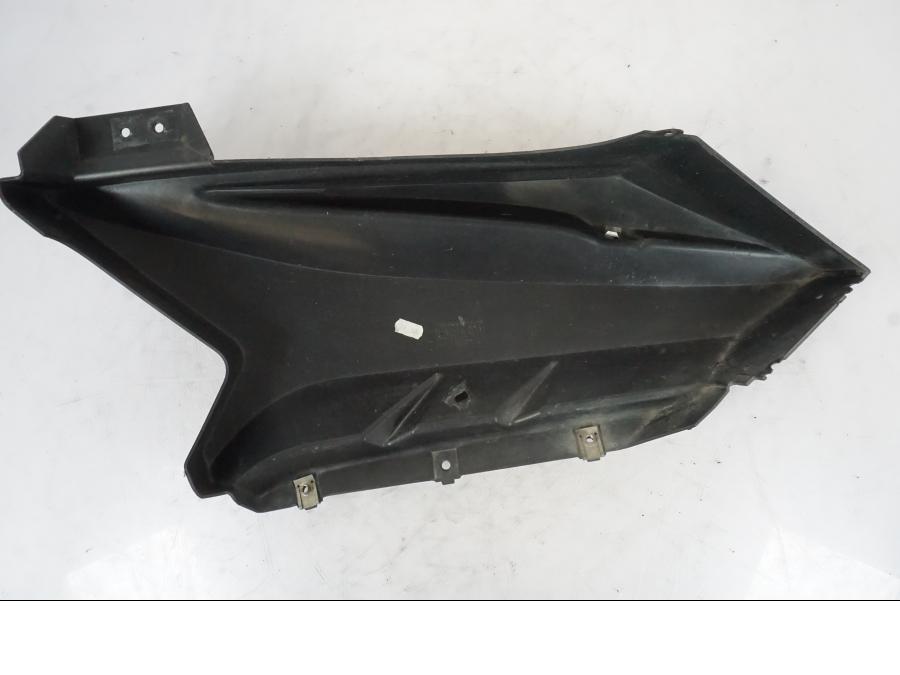 Extrabild2 på Sidkåpa från en Yamaha YZF-R 125 -2008 motorcykel.