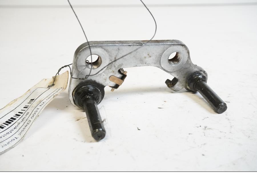 Baksidan på Bromsoksfäste från en Kawasaki VN 1500 Classic Tourer -2003 motorcykel.