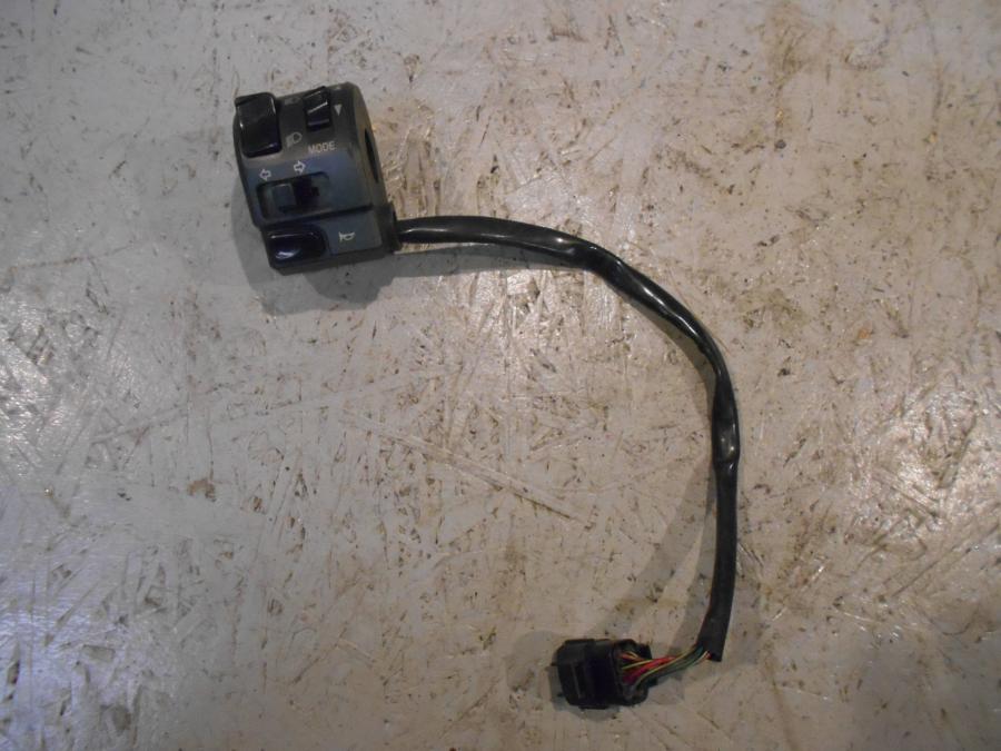 Höger sida på Styrelreglage från en Ducati 848 -2013 motorcykel.