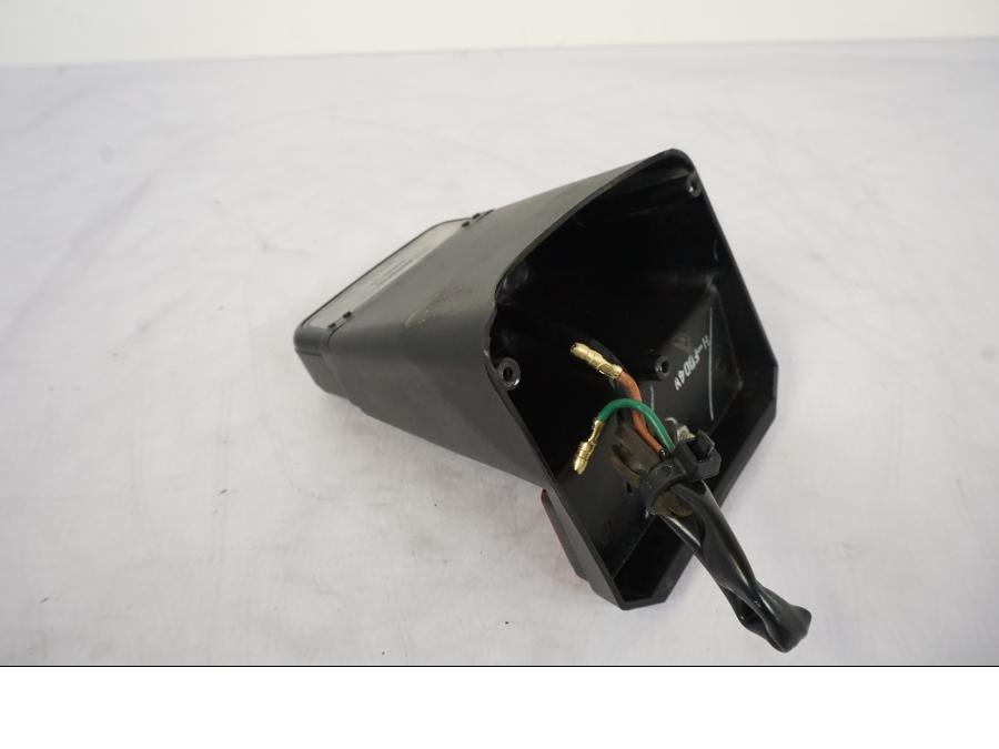 Snett uppifrån på Skyltbelysning från en Honda CBR 125 R -2006 motorcykel.