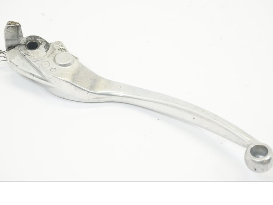 Snett nerifrån på Bromsgrepp från en Honda CBR 600 RR -2003 motorcykel.