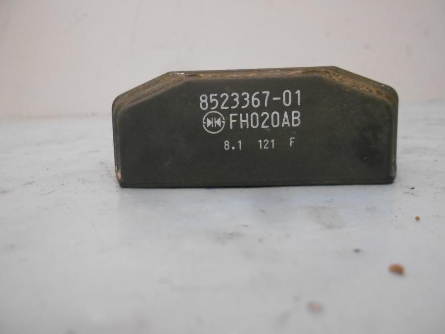 Baksidan på Likriktare från en BMW R 1200 GSA -2018 motorcykel.