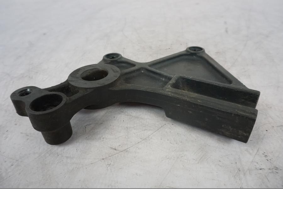 Vänster sida på Bromsoksfäste från en Kawasaki ER-6F -2010 motorcykel.