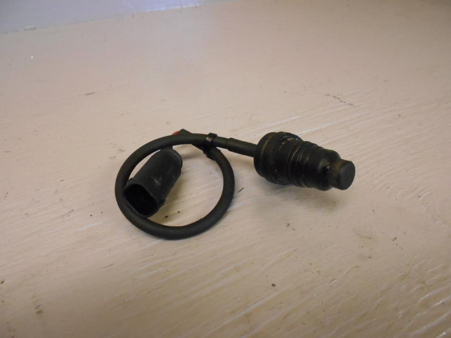 Framsidan på Hastighetsgivare från en BMW K 1200 LT -2007 motorcykel.