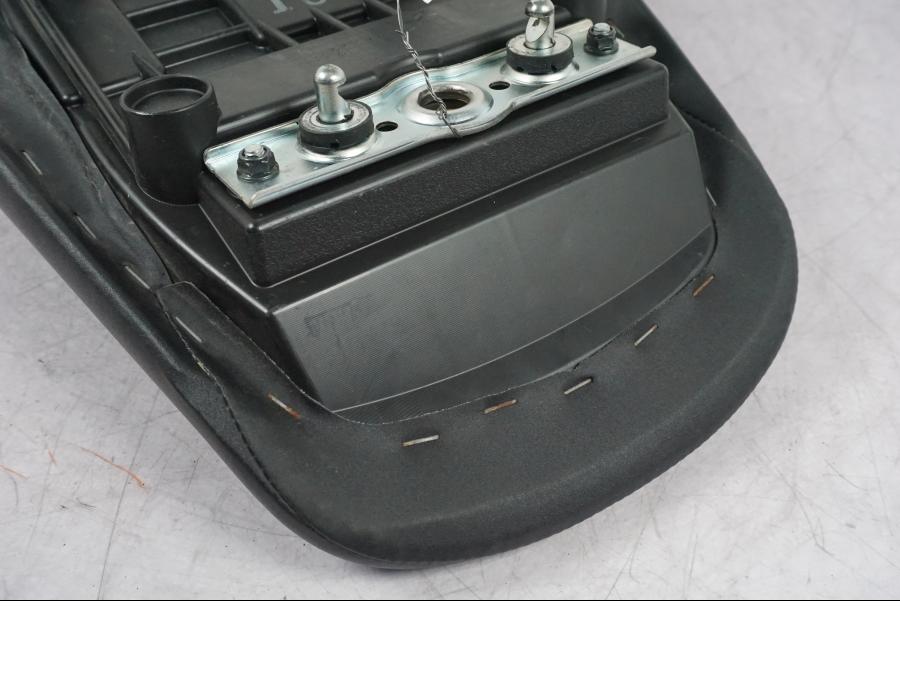 Extrabild6 pÄ Sadel frÄn en Suzuki GSF 1250 -2010 motorcykel.