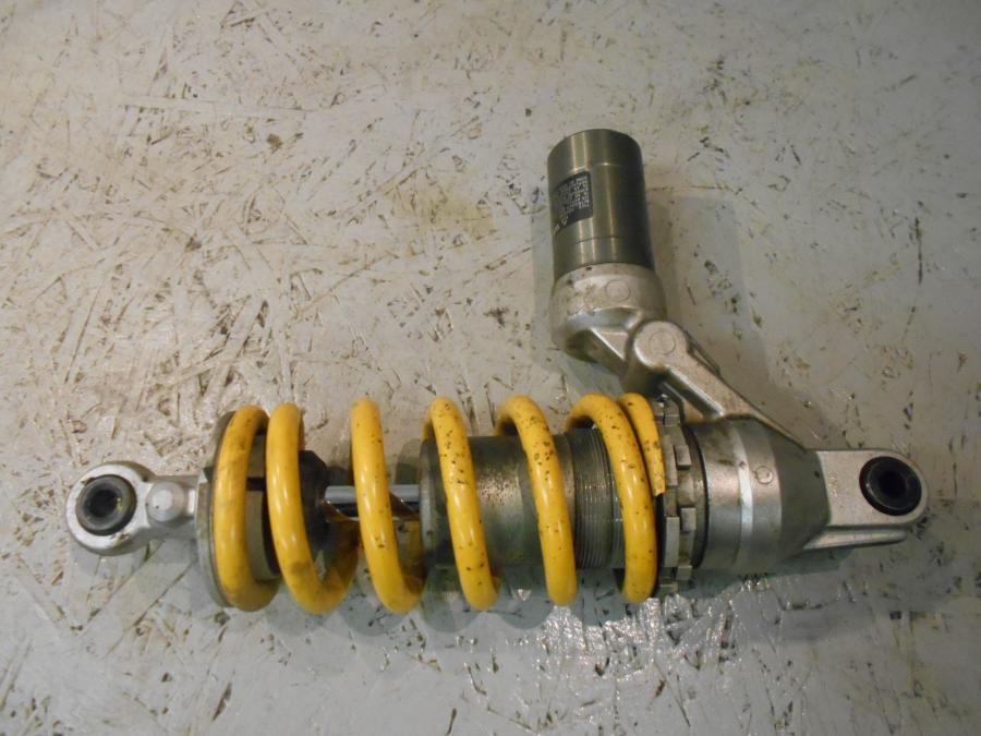 Baksidan på Stötdämpare från en Ducati 848 -2013 motorcykel.