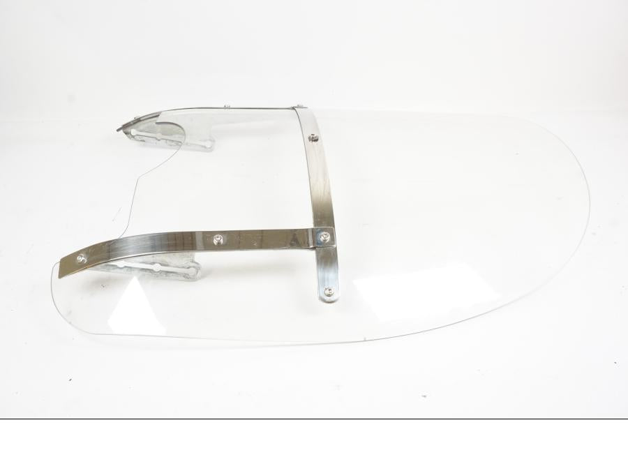 Snett uppifrån på Vindruta från en H-D FXDP Dyna Defender -2002 motorcykel.