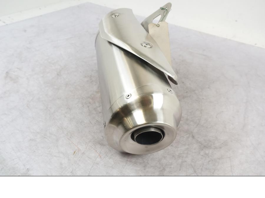 Snett uppifrÄn pÄ LjuddÀmpare frÄn en Triumph Street Triple R -2009 motorcykel.