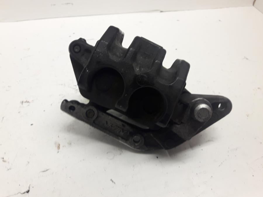 Baksidan på Bromsok från en Triumph Tiger -1999 motorcykel.