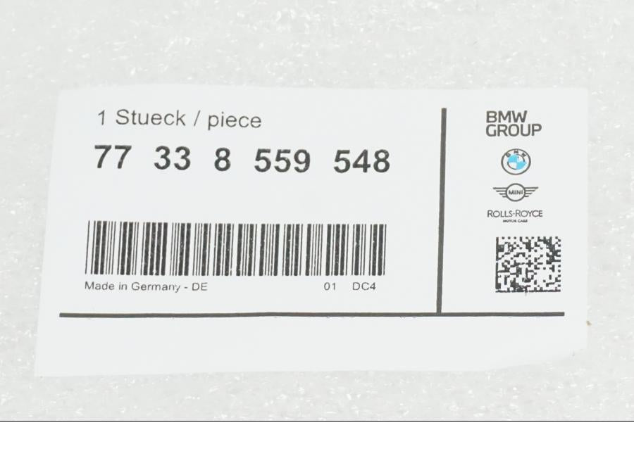 Snett nerifrÄn pÄ Vindruta frÄn en BMW R 1250 GS -2020 motorcykel.