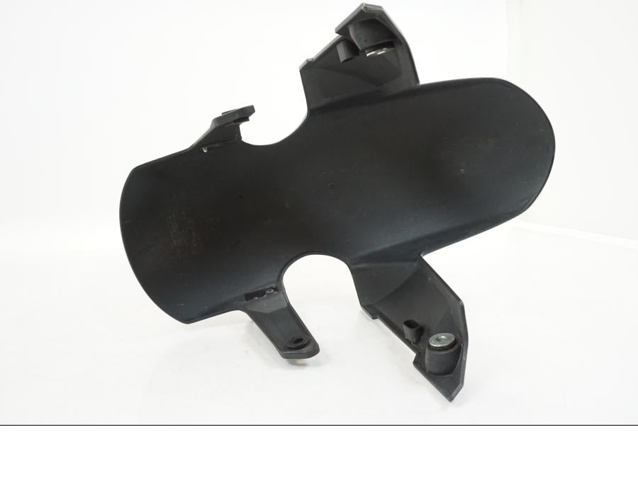 Snett uppifrån på Framskärm från en Honda CBR 650 R -2019 motorcykel.