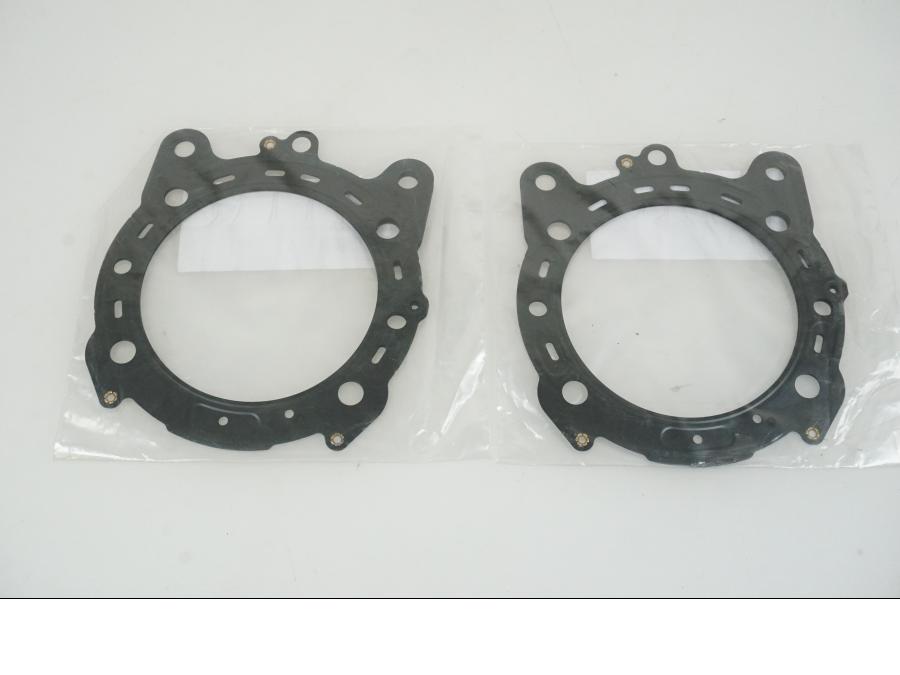 Baksidan pÄ Cylinderpackning frÄn en Ducati Surerbike 1098 -2008 motorcykel.