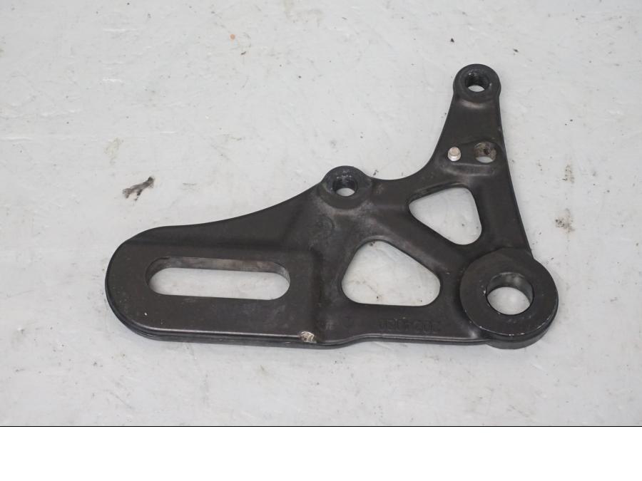 Baksidan på Bromsoksfäste från en Triumph Street Twin -2016 motorcykel.