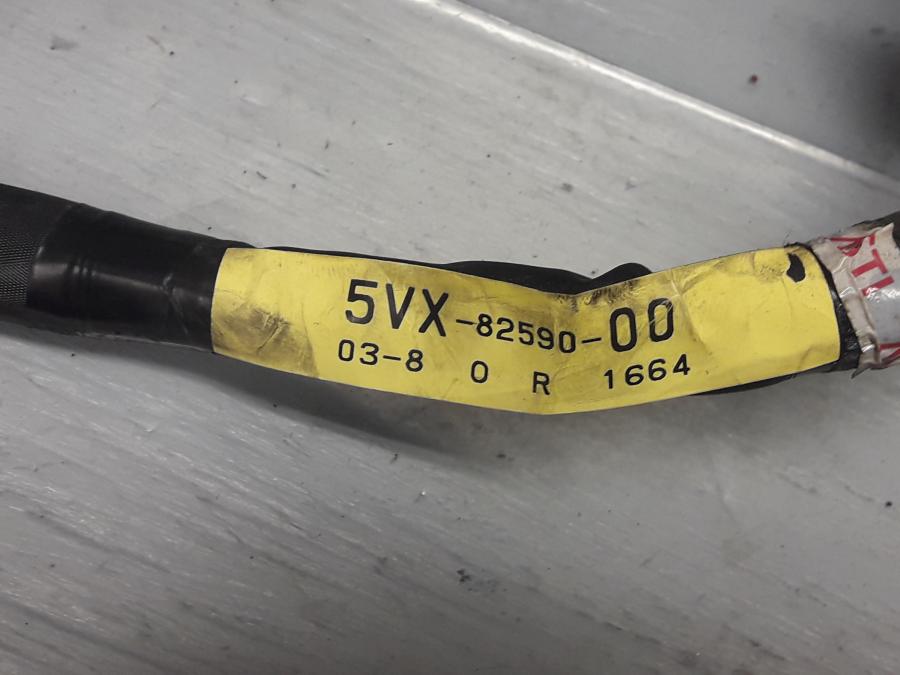 Baksidan på Kabelstam från en Yamaha FZ-6 -2004 motorcykel.