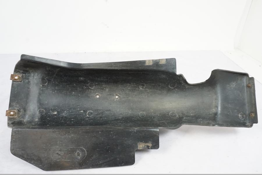 Extrabild3 på Undertail från en Kawasaki KL 650A -1987 motorcykel.