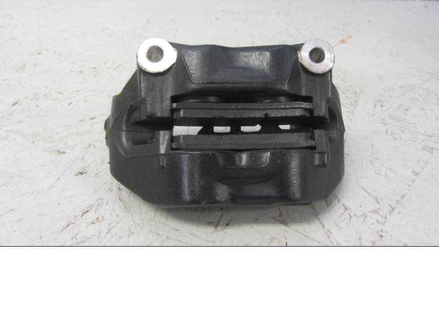 Baksidan på Bromsok från en KTM 125 Duke -2014 motorcykel.