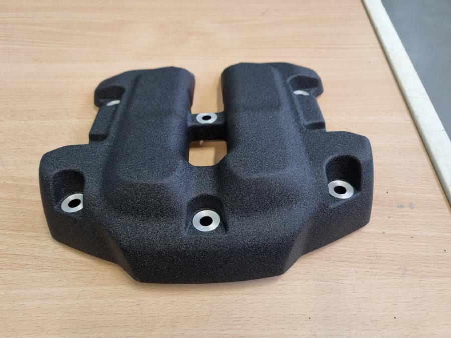 Höger sida på Ventilkåpa från en H-D Dyna Fat Bob FXDF -2018 motorcykel.