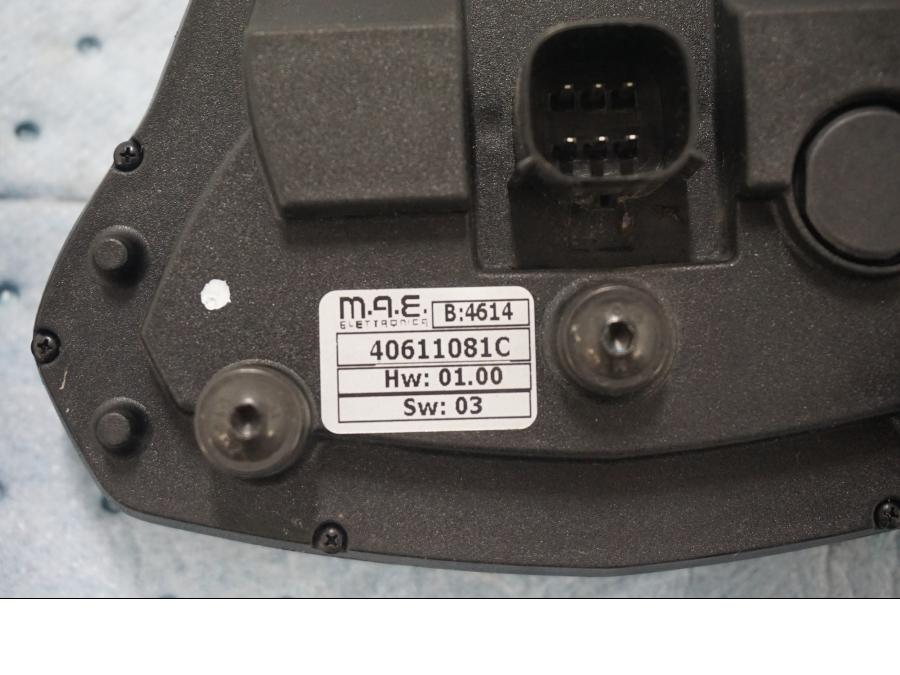 Vänster sida på Låssats från en Ducati Diavel -2015 motorcykel.